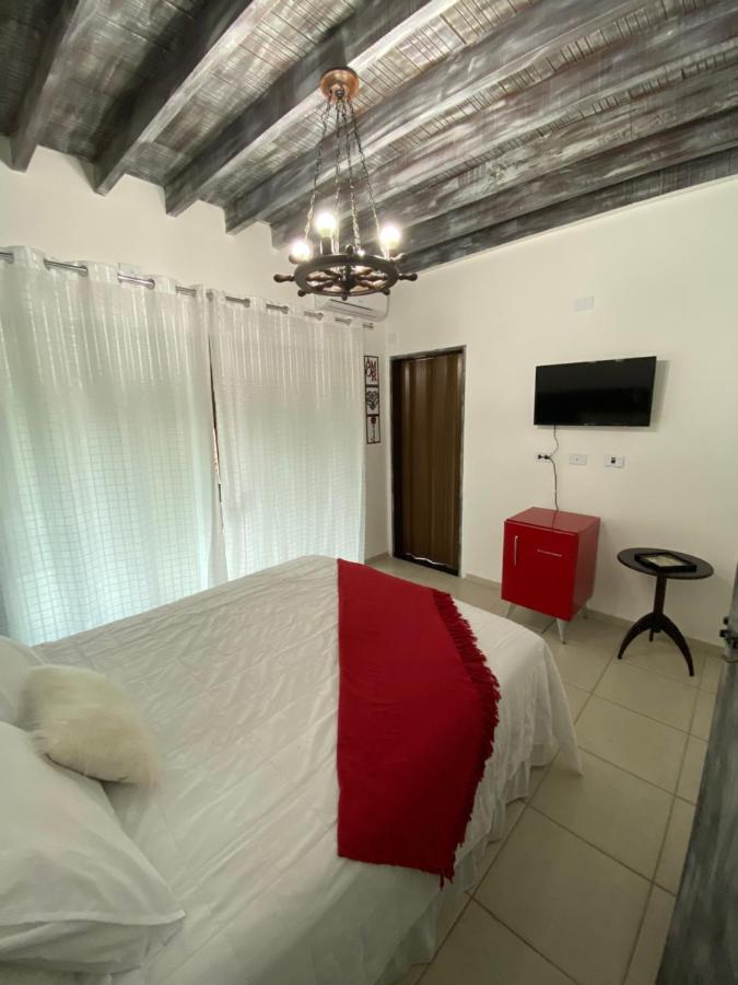 Bahan Suites Privativas - Ideal Para Casais Ubatuba Eksteriør billede