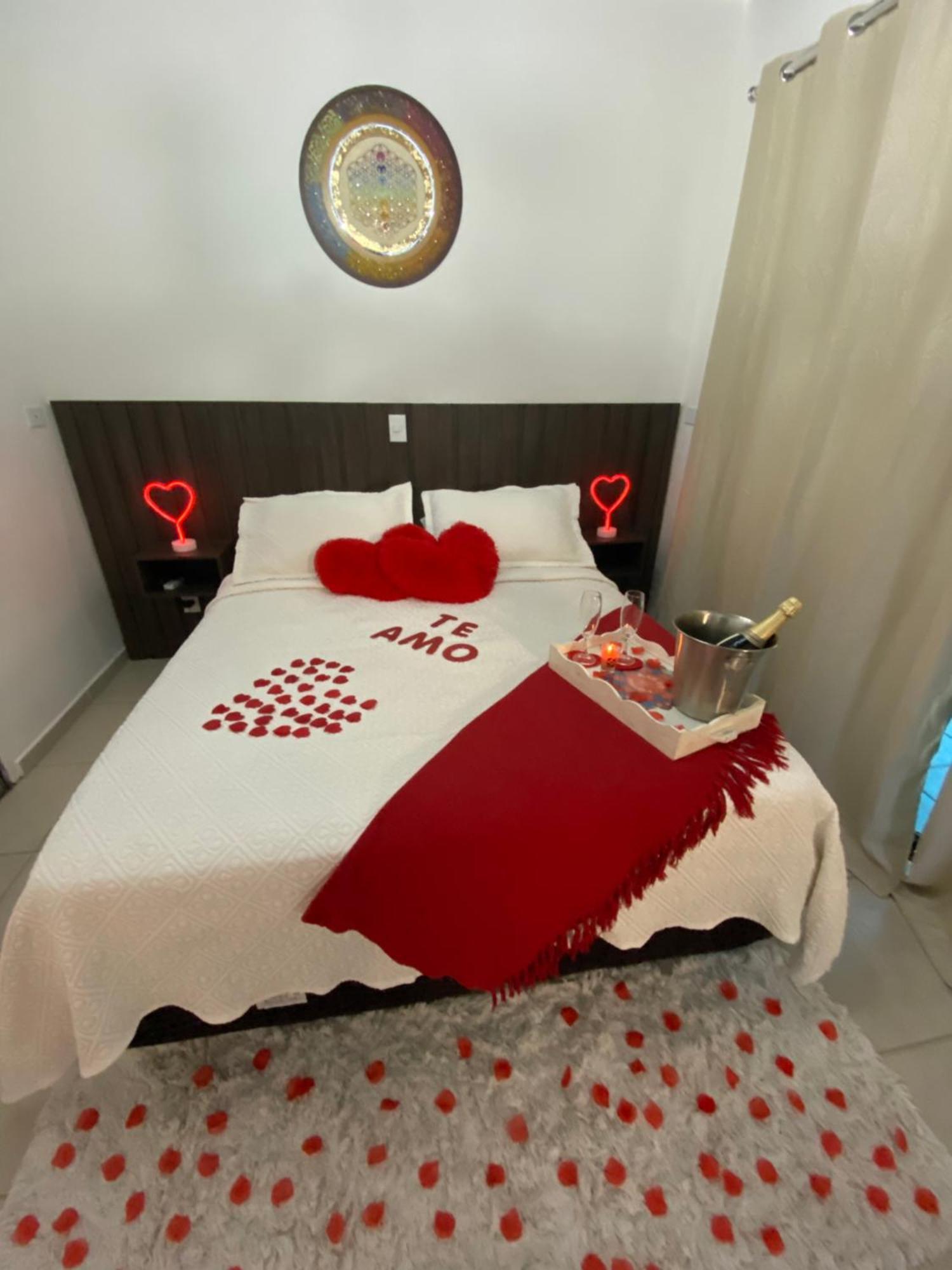 Bahan Suites Privativas - Ideal Para Casais Ubatuba Eksteriør billede